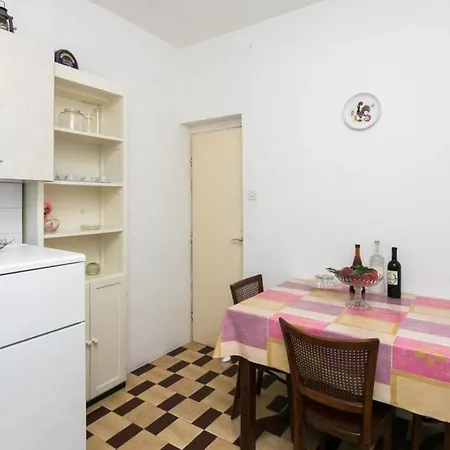 Lejlighed Vlaho And Marina - One-bedroom With Terrace And Sea View *