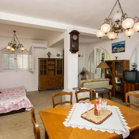 Apartmán Vlaho And Marina - One-bedroom With Terrace And Sea View