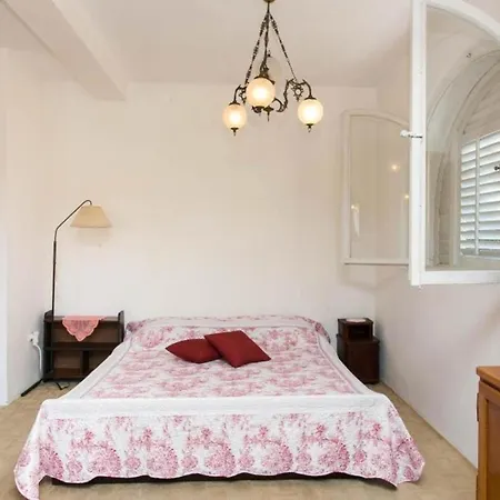 Daire Vlaho And Marina - One-bedroom With Terrace And Sea View Dubrovnik